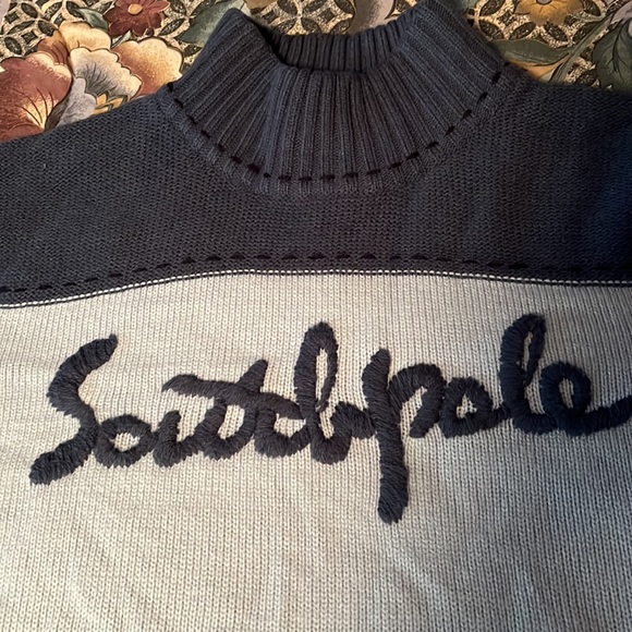 Medium Sweater - Picture 7 of 13